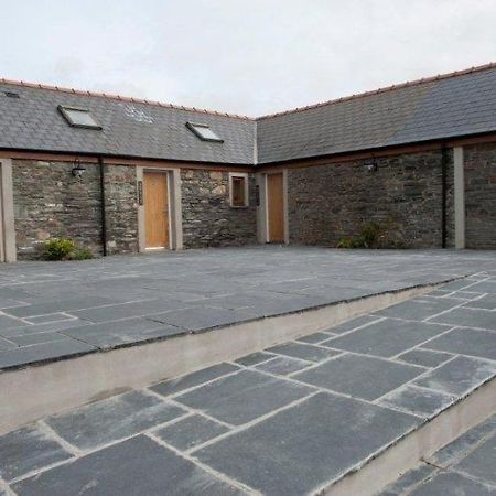 Hotel The Harp At Letterston Exterior foto
